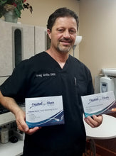 Load image into Gallery viewer, dentist recommending teeth whitening kit